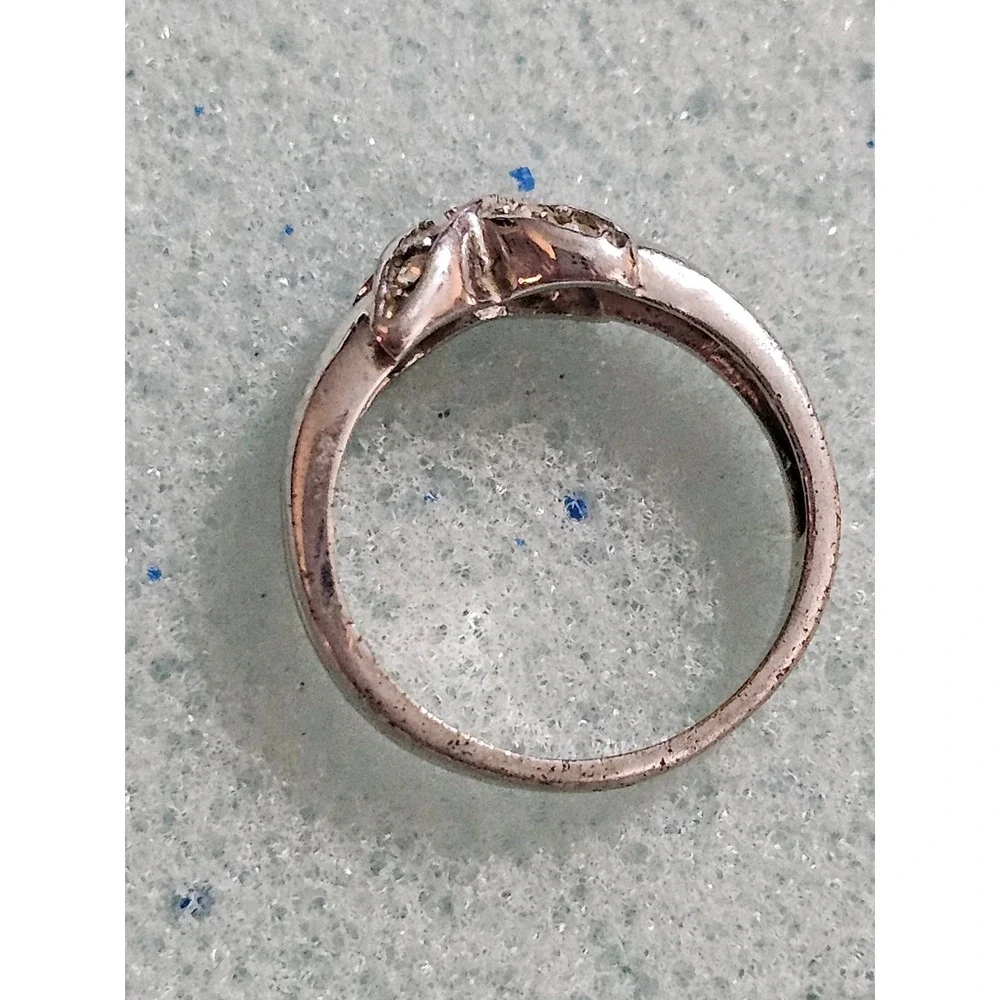 Vintage Silver Tone Rhinestone Crisscross X Bypass Ring Size 7.75